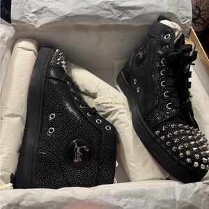 Christian Louboutin orlado spikes